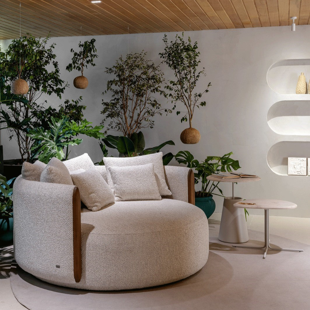 Uultis Contemporary Furniture