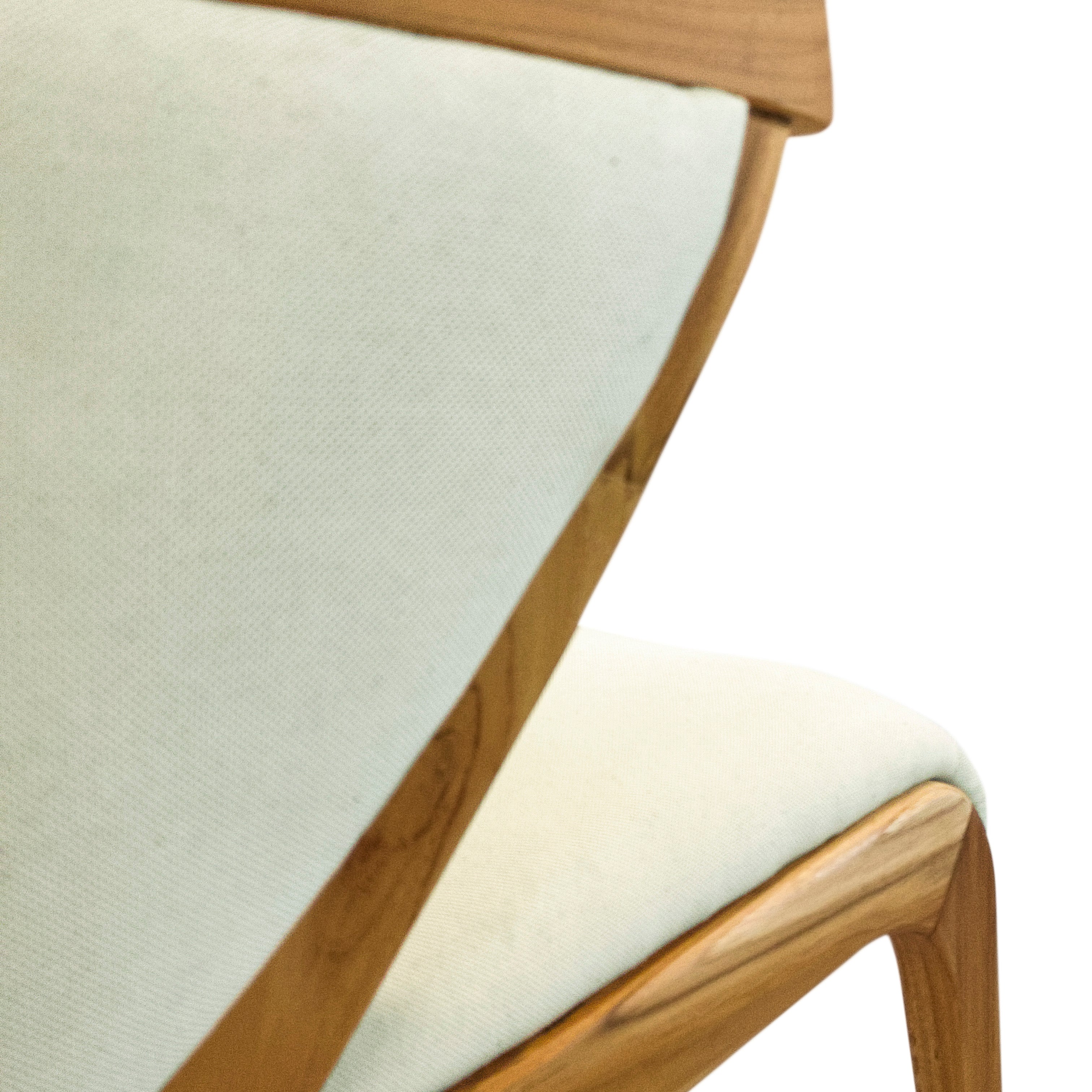 MAT - MH9405 - DINING CHAIR (19 x 21 x 31)
