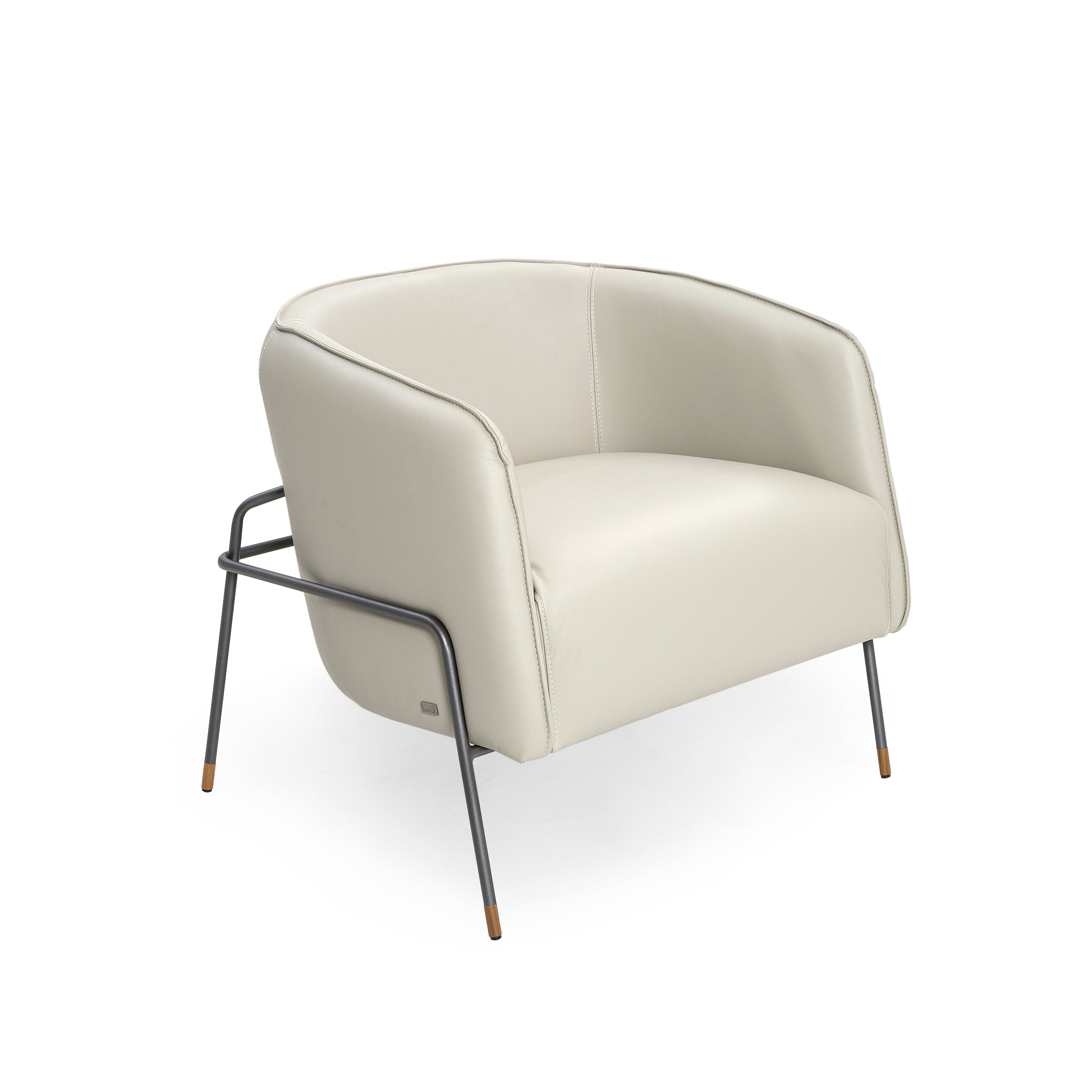 BELLA Armchair in Leather