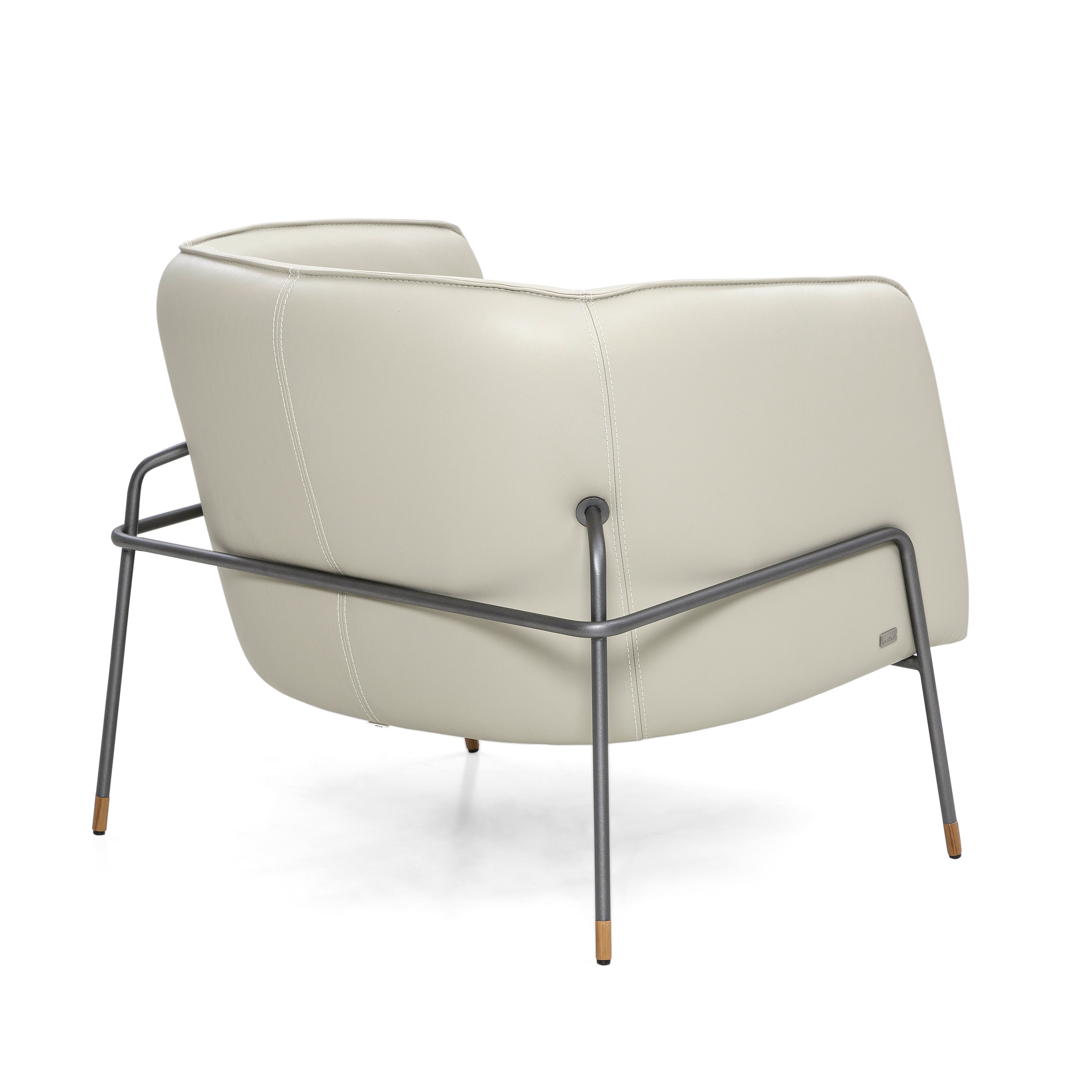 BELLA Armchair in Leather