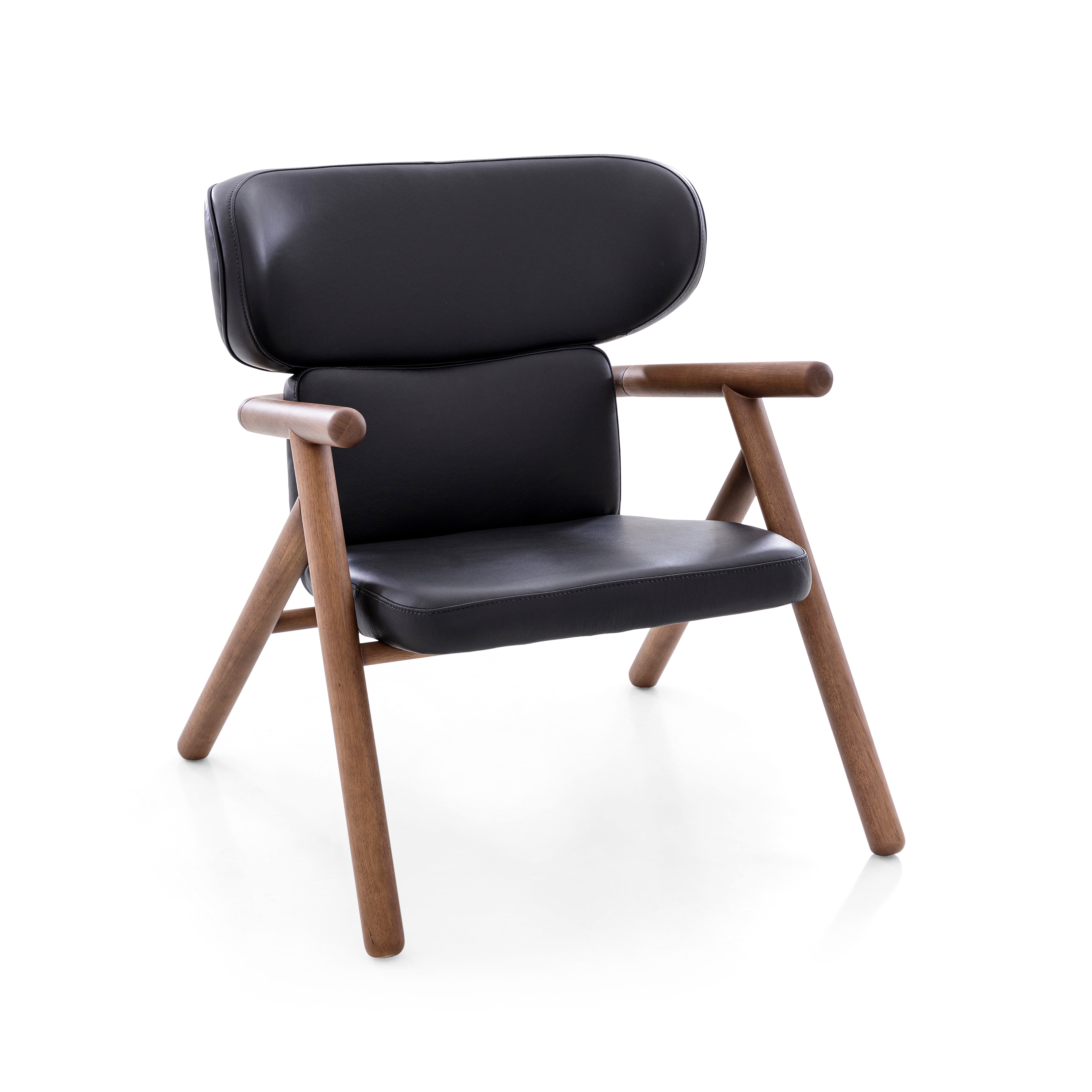 SOLE Armchair in Walnut and Black leather