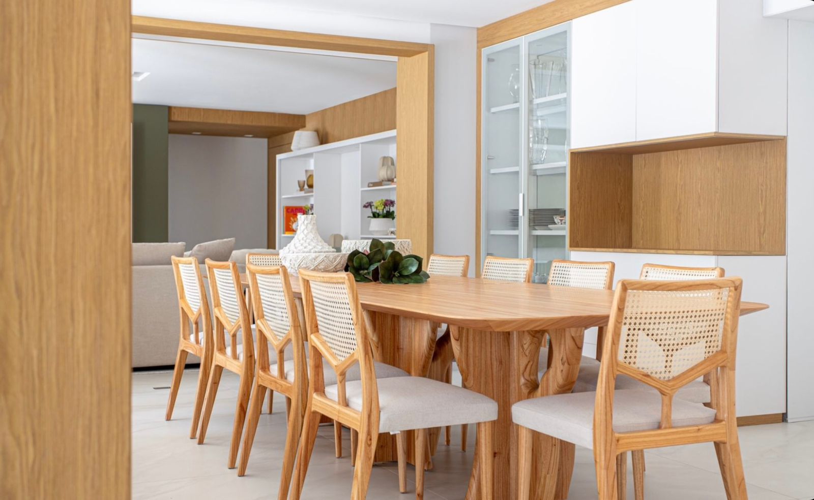 SUMA Dining Table 137"