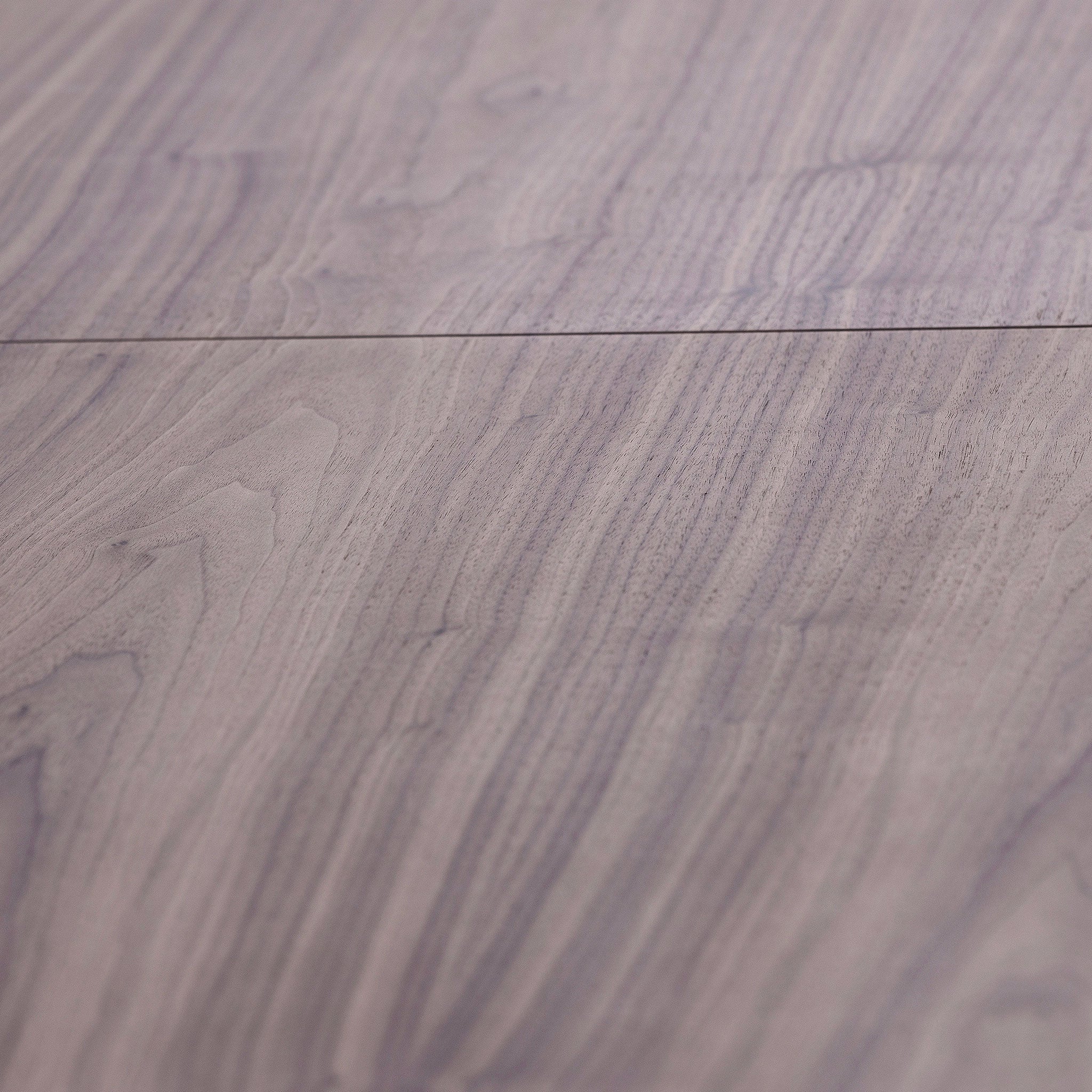 CRONOS Extendable Dining Table in Walnut