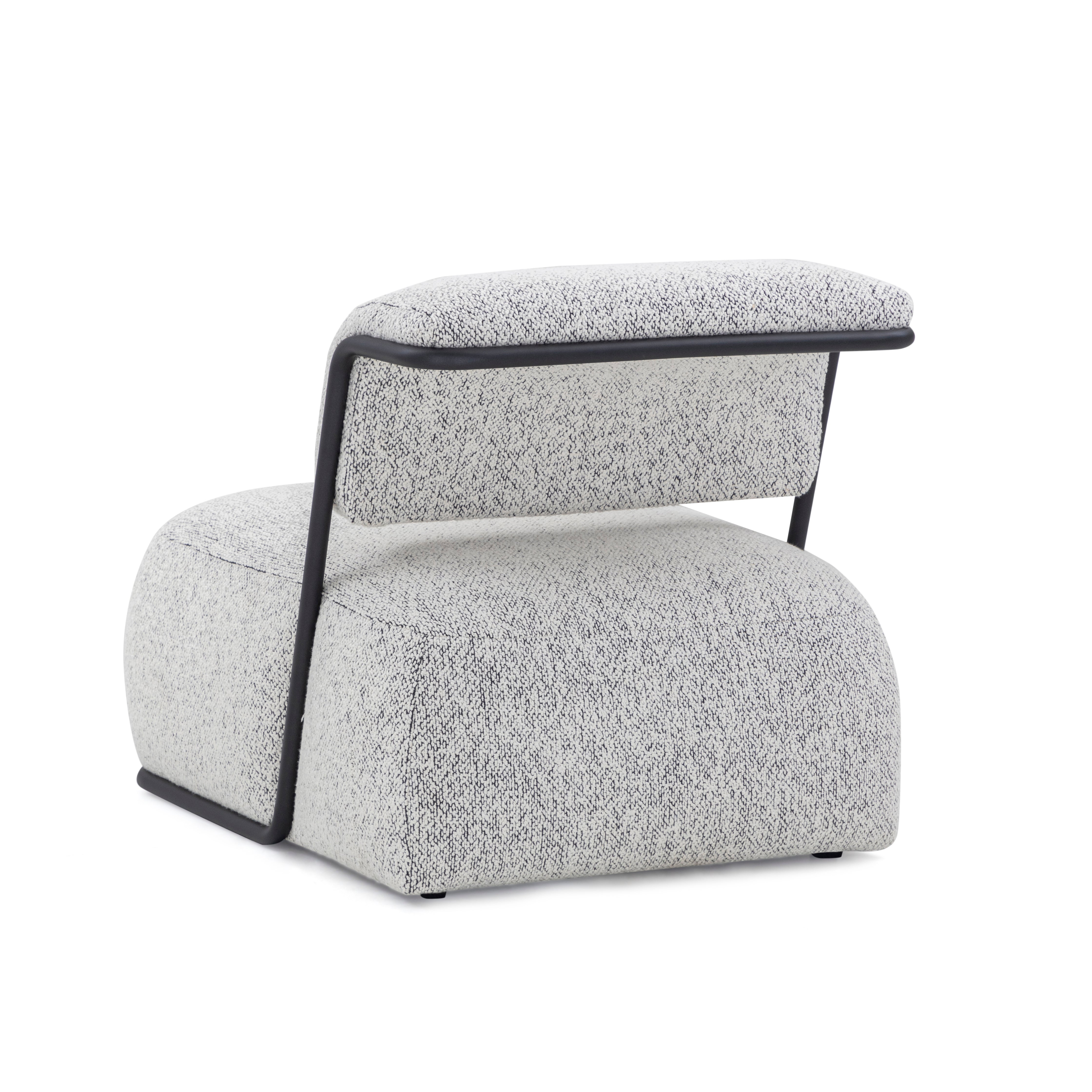 MONO - MH9827 - ARMCHAIR (Leather)
