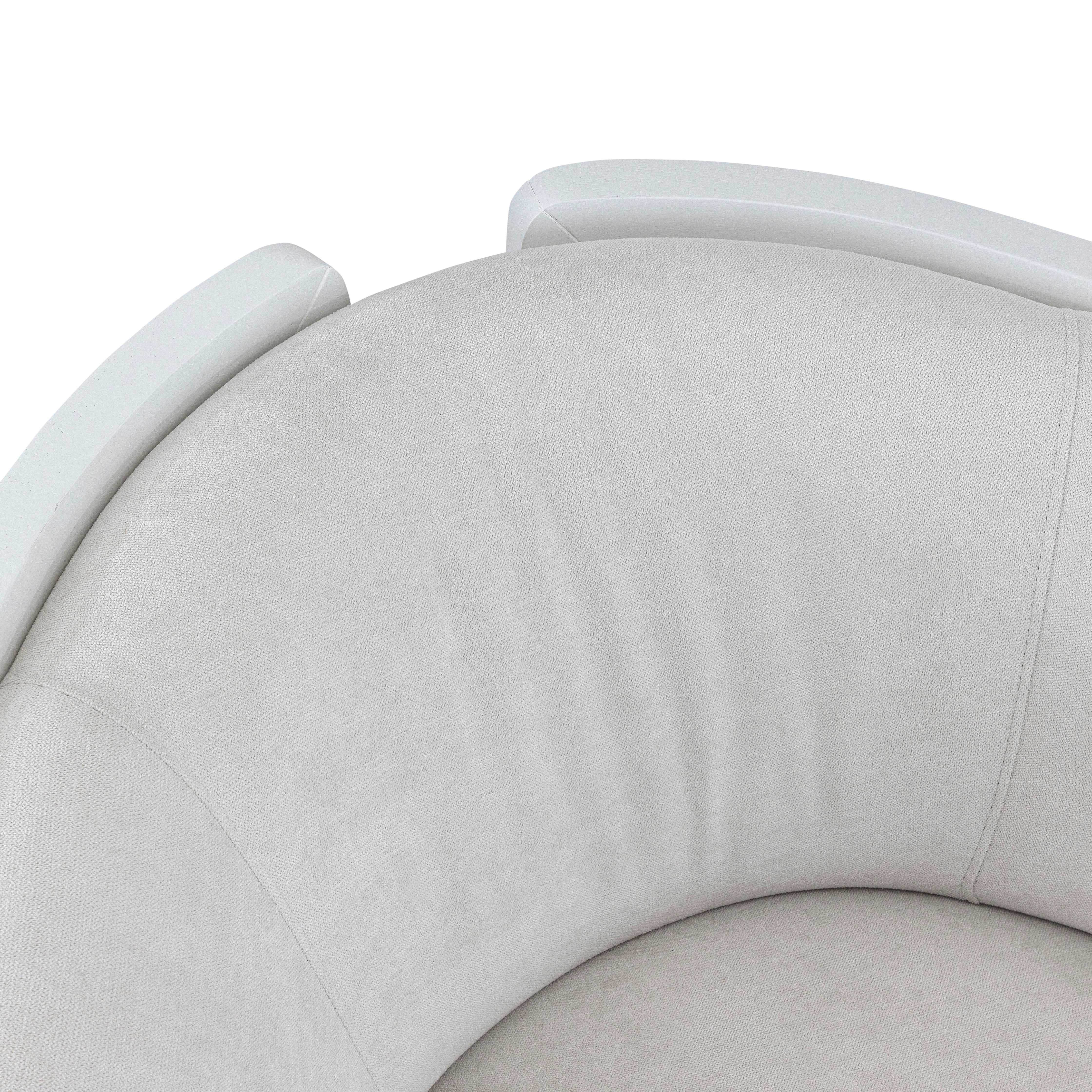 LIRIO Armchair In White and White Fabric