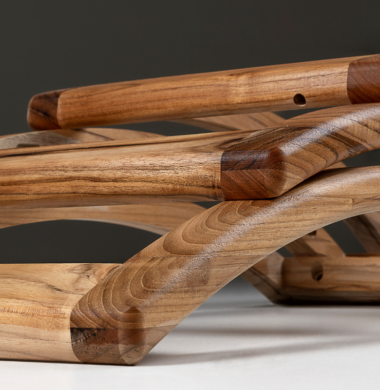 Uultis Contemporary Furniture