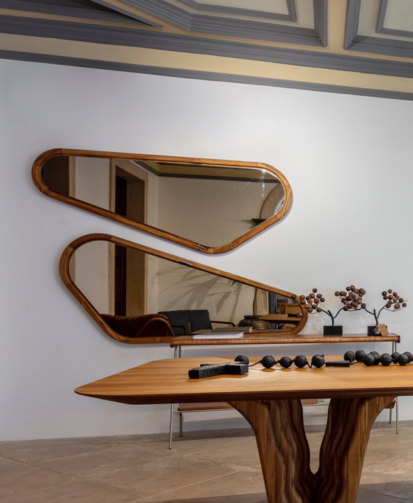 Uultis Contemporary Furniture