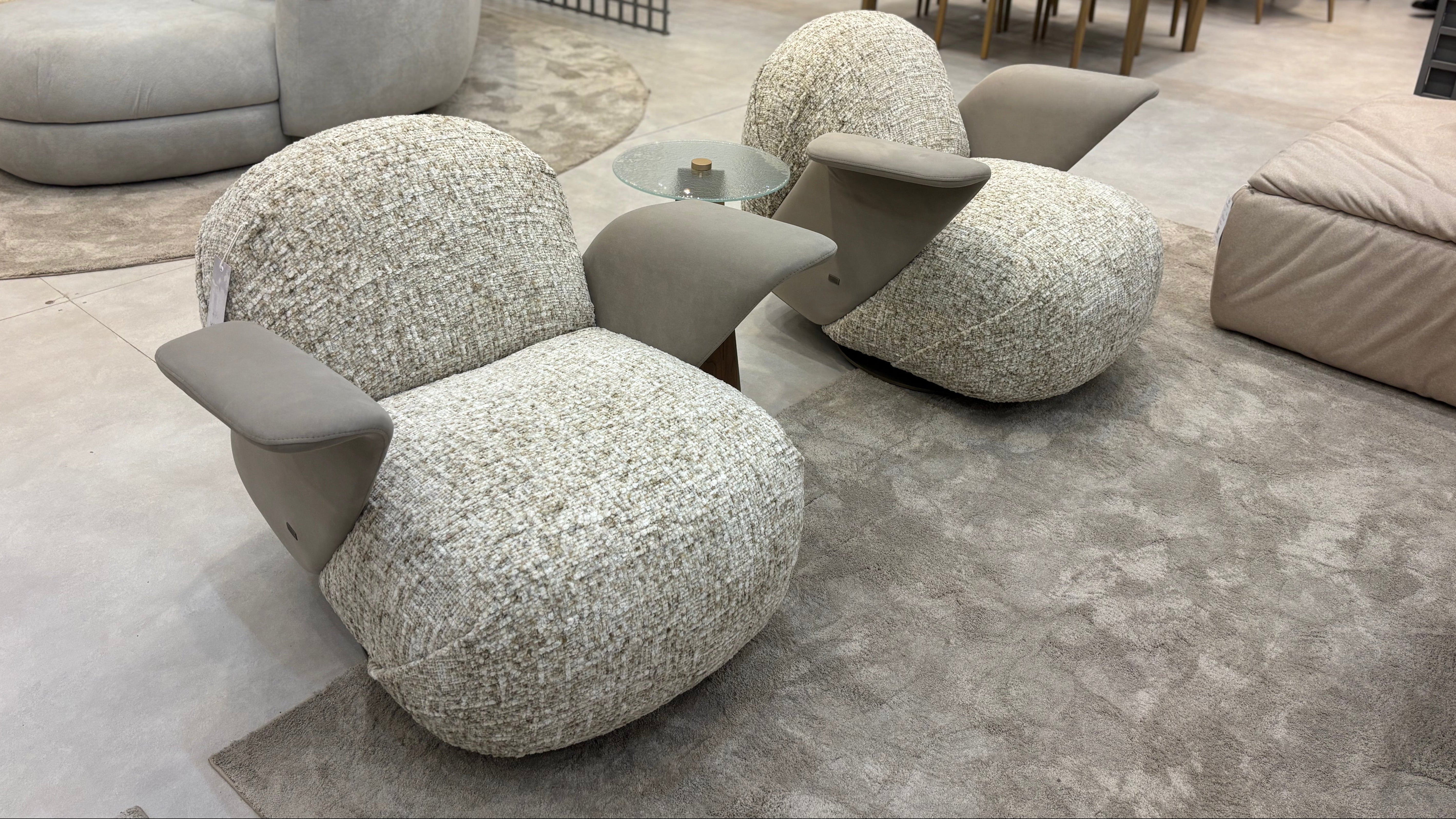 Uultis Contemporary Furniture