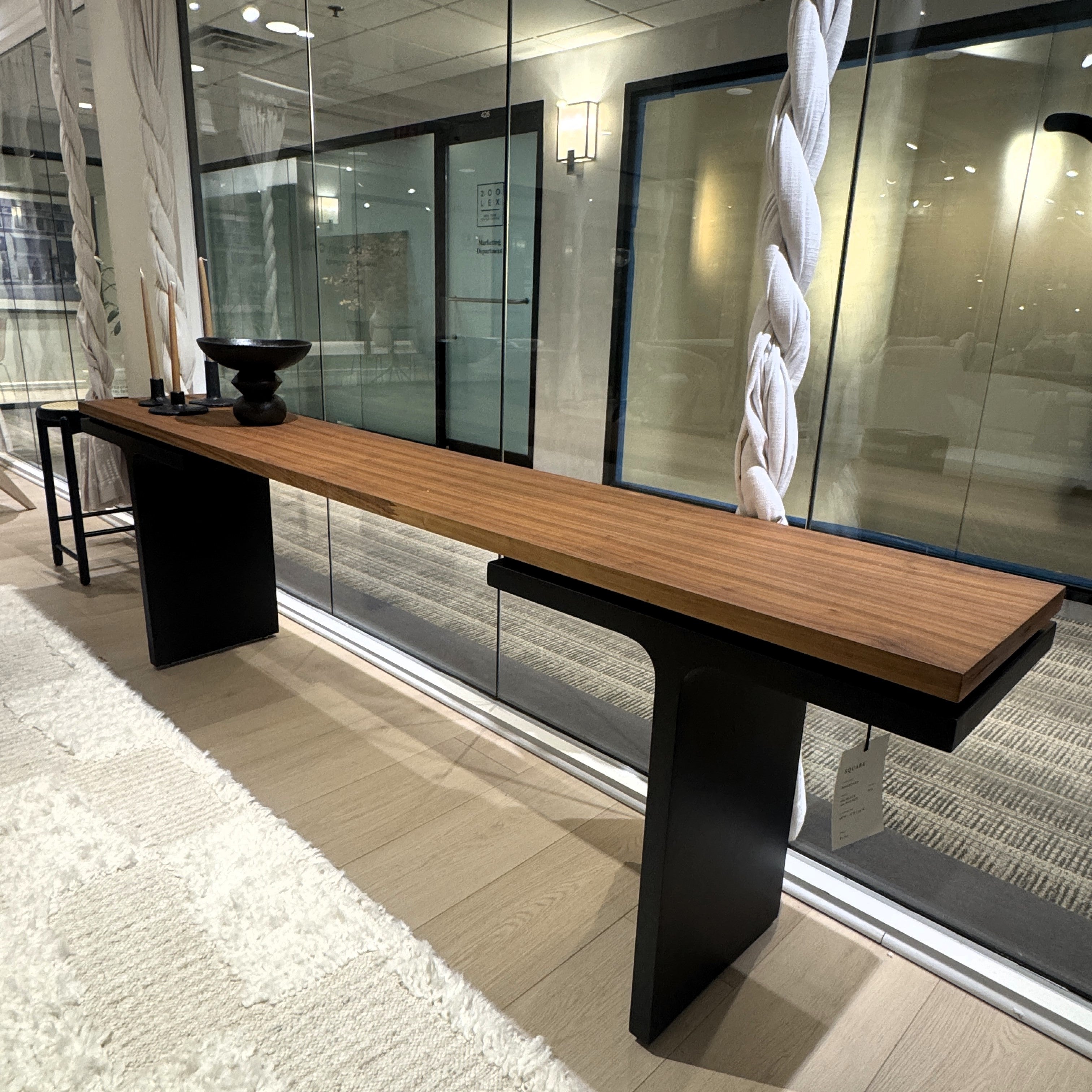 Uultis Contemporary Furniture
