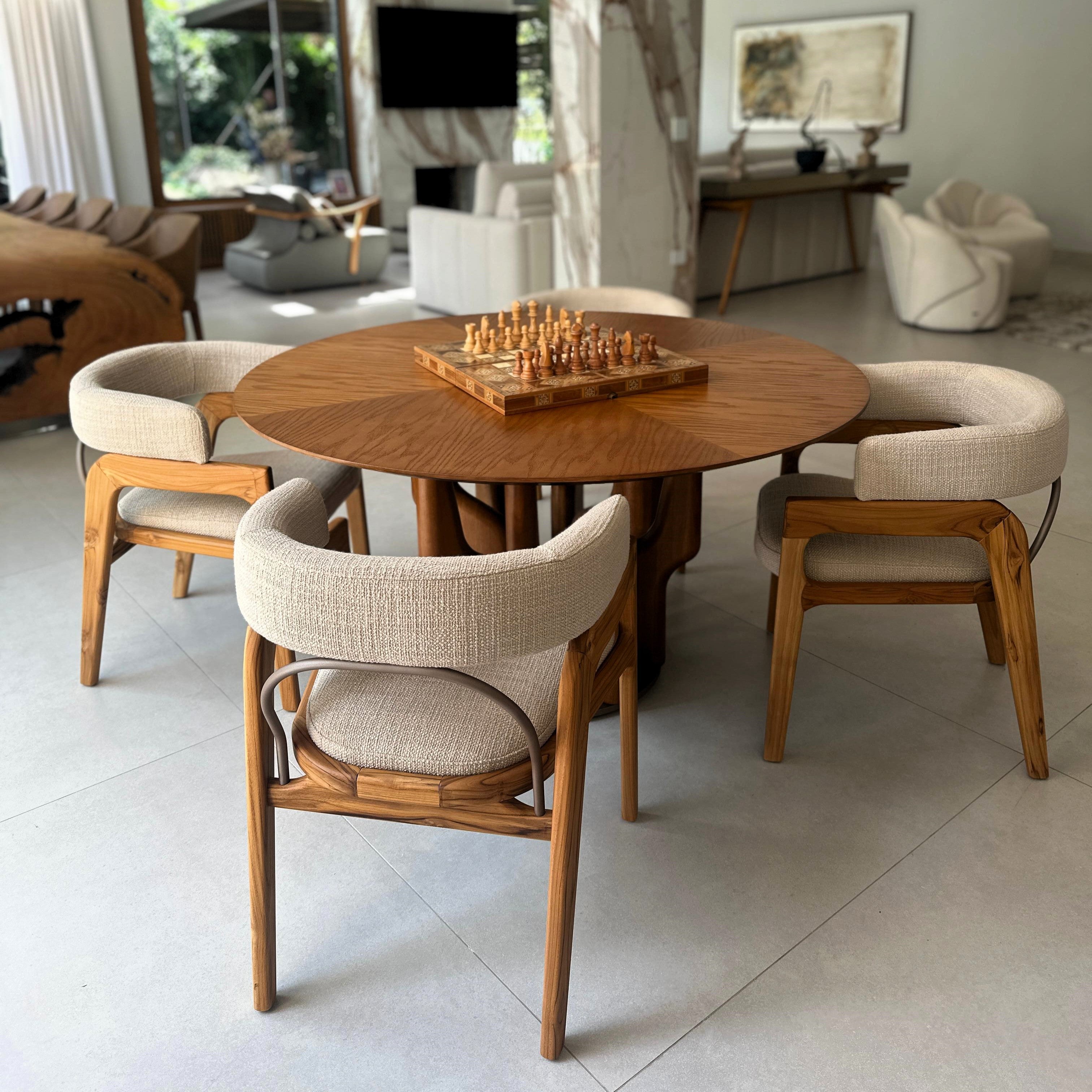 VOGA – Uultis Contemporary Furniture