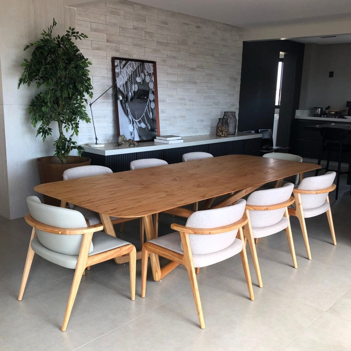 Uultis Contemporary Furniture