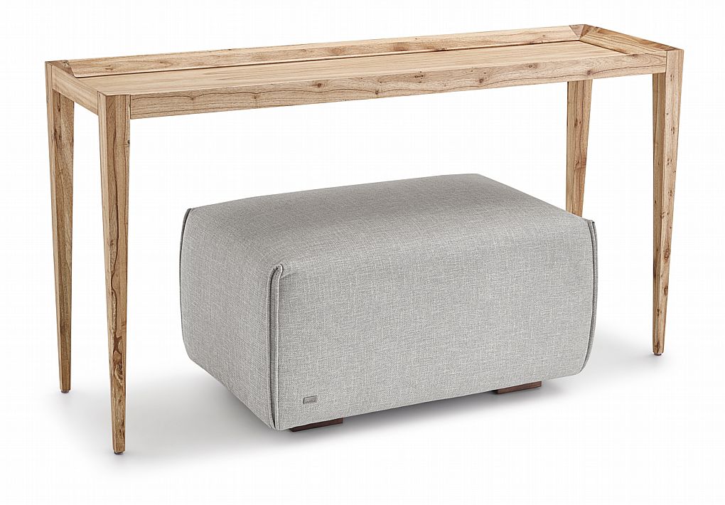 NEW - MH3753 - OTTOMAN (33 x 20 x 17) (Fabric)