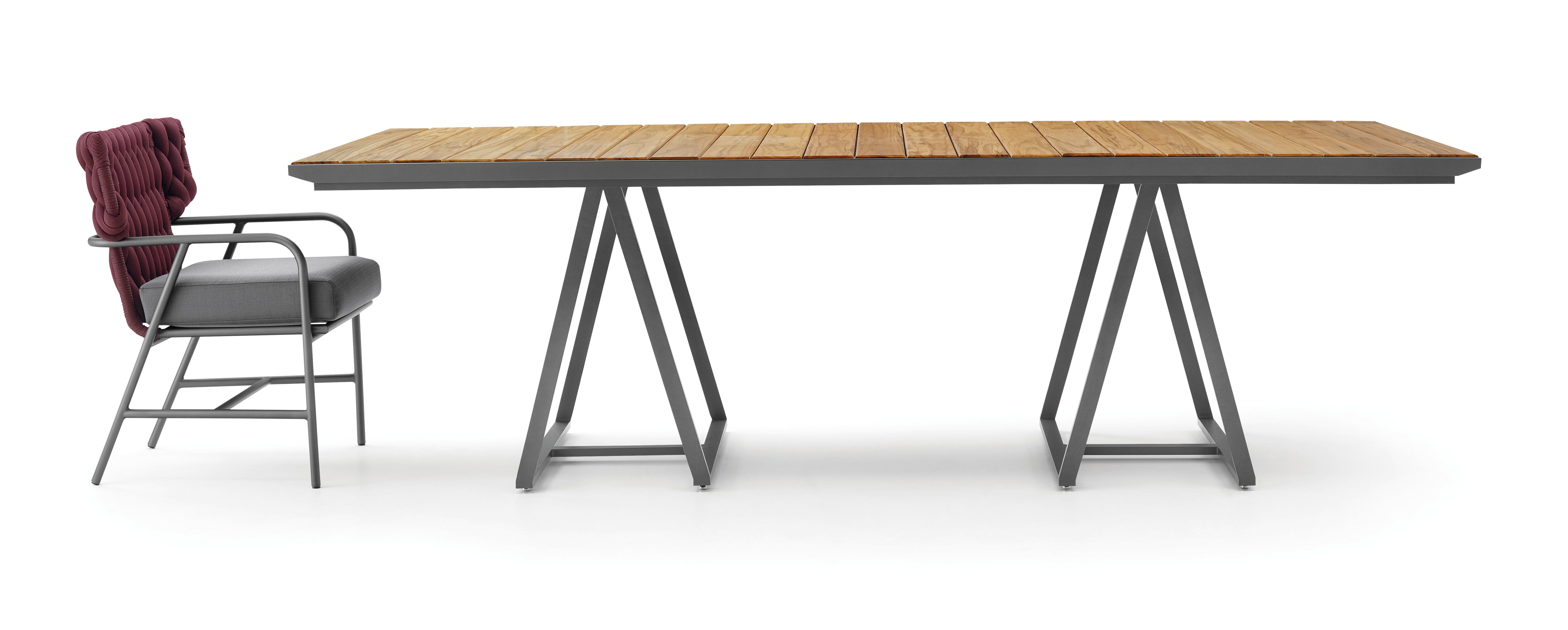 TRENO Outdoor Table in Teak and Chocolate 98"