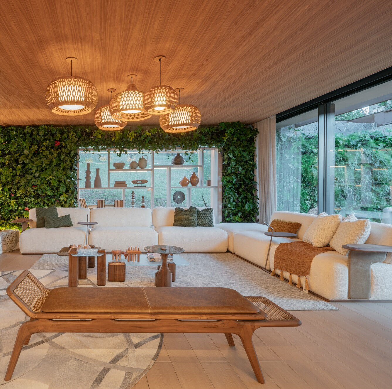 Uultis Contemporary Furniture