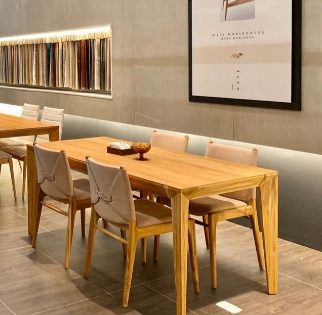 Uultis Contemporary Furniture