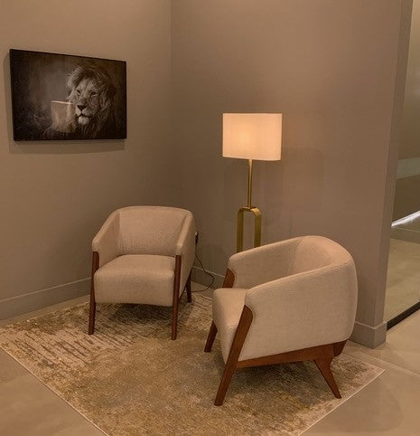 Uultis Contemporary Furniture