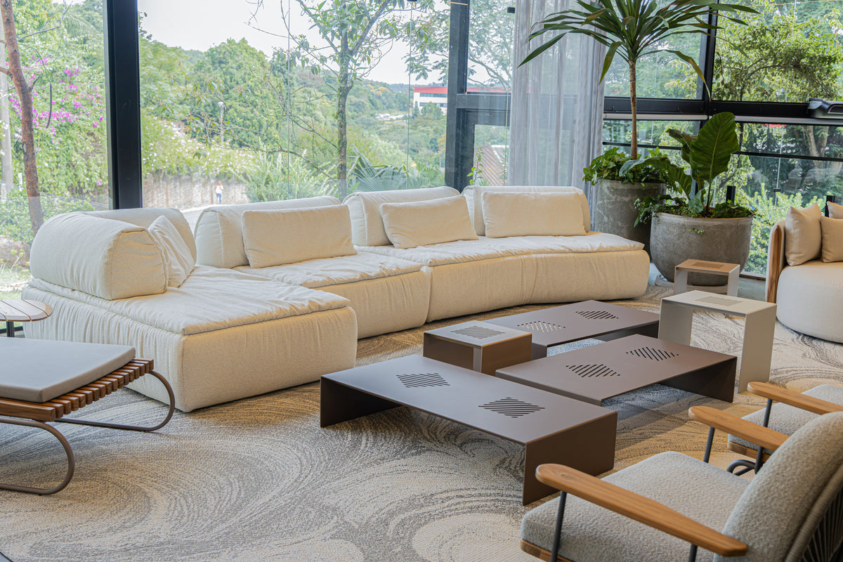 Uultis Contemporary Furniture